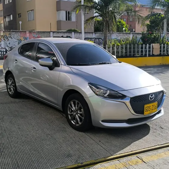 Mazda 2 2022 1.5 Touring Sedan