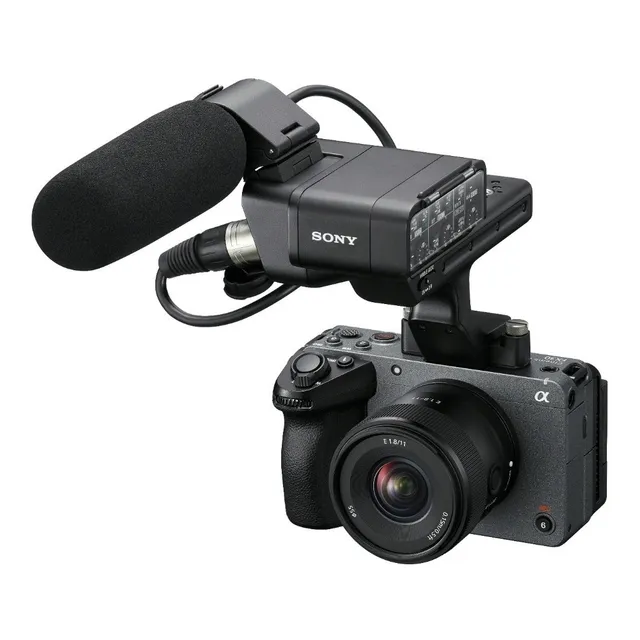 Cámara Digital Sony Mirrorless Ff Ilme-fx30 + Grip De Mano Color Negro