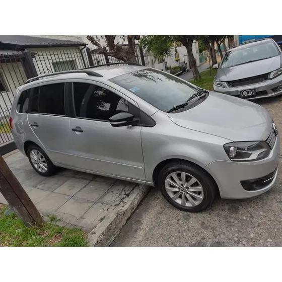 Volkswagen Suran 1.6 Trendline 11b
