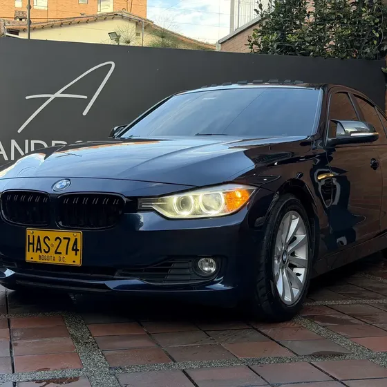 BMW Serie 3 2012 2.0 328i F30 Executive