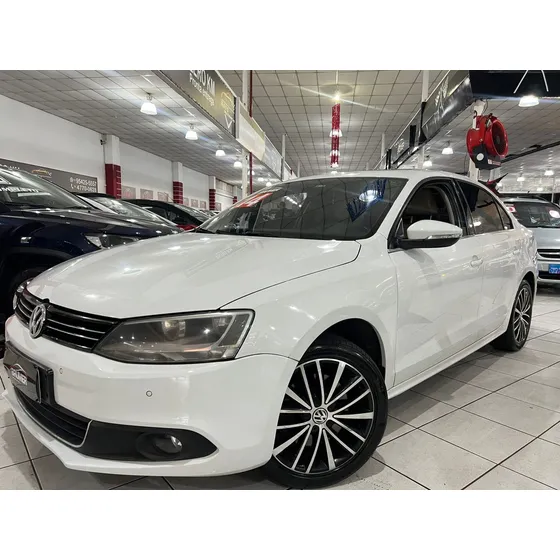 Volkswagen Jetta 2.0 Tsi Highline 4p