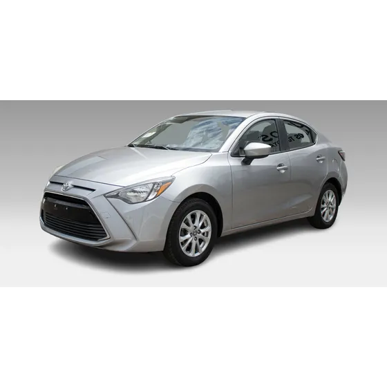 Toyota Yaris 1.5 R Le Mid Sedan Mt