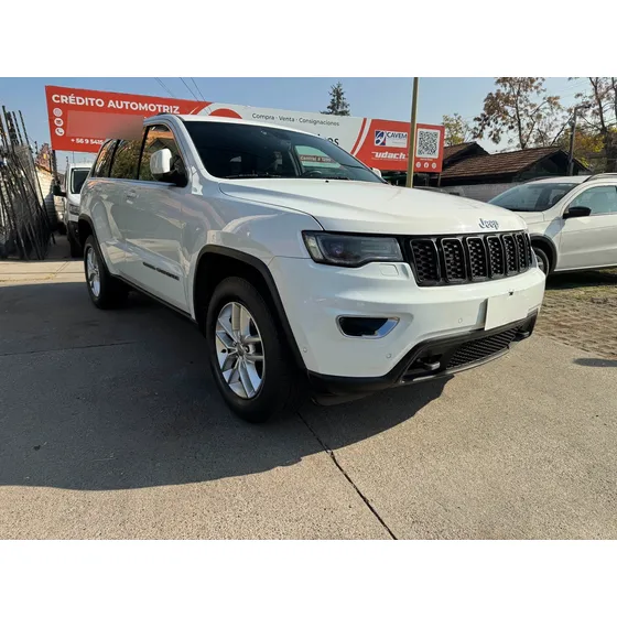 Jeep Grand Cherokee Laredo 3.6 Aut 4x2