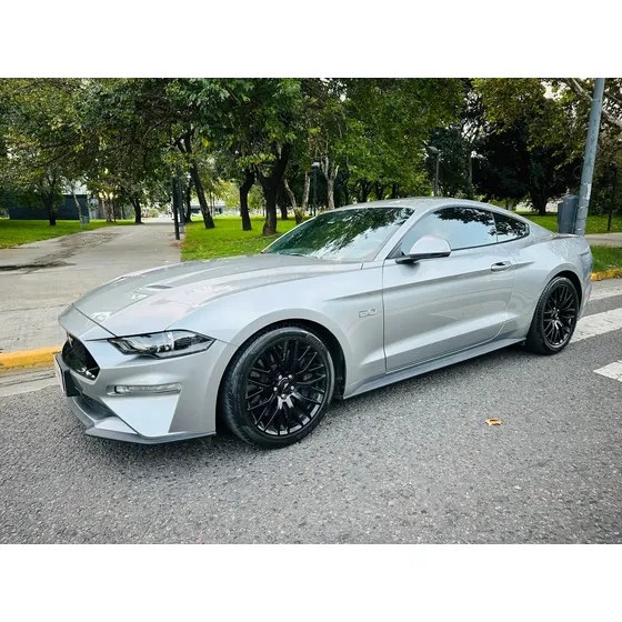 Ford Mustang 5.0 Gt 421cv