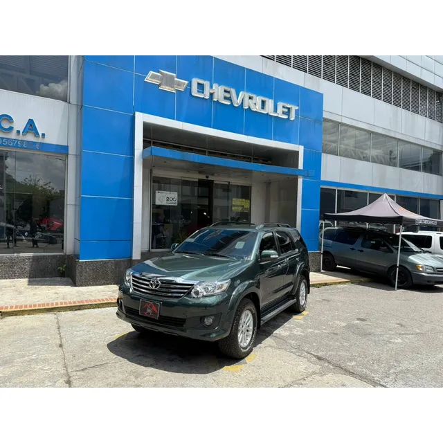 Toyota Fortuner Automático 4x4