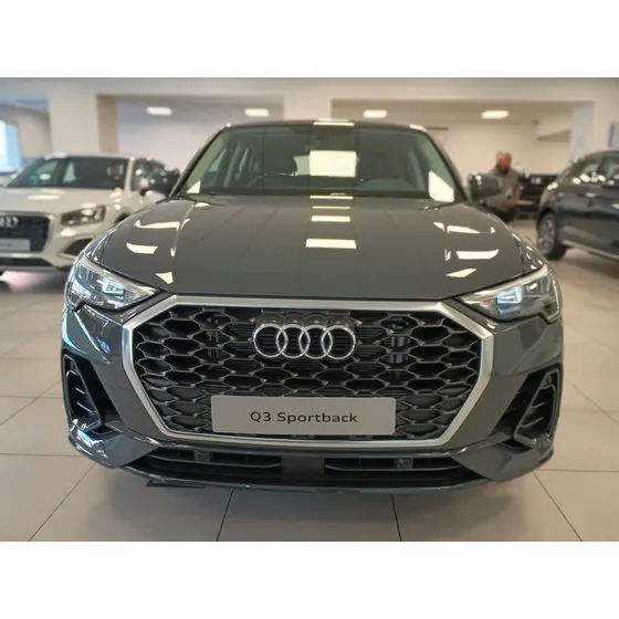 Audi Q3 Sportback 1.4 35tfsi Sportback 150 Cv