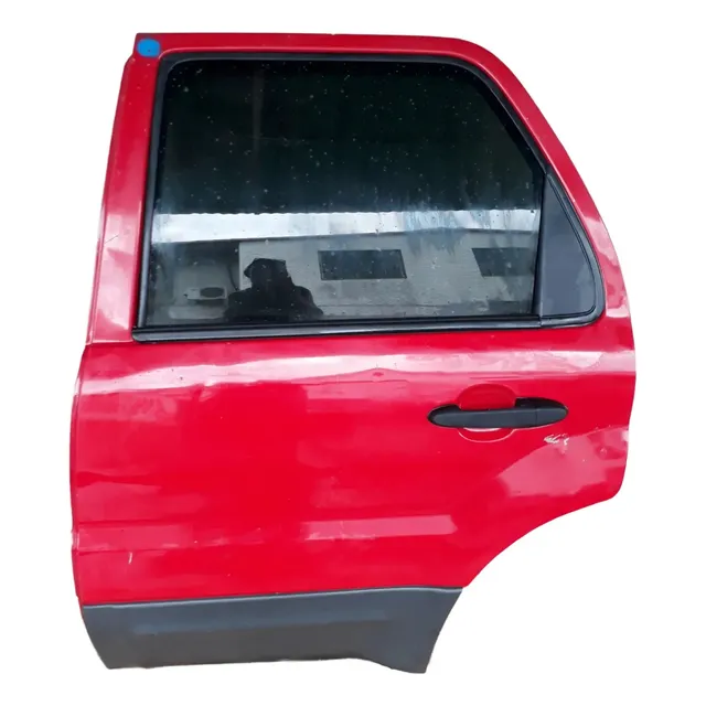 Puerta Trasera Izquierda  Ford Escape 2006  Completa Usado