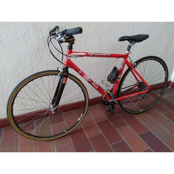 Bicicleta De Ruta Usada En Aluminio Grupo Shimano Triagra