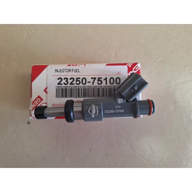 Inyector Toyota Original 23250-75100 Aplica Para Motor 2tr
