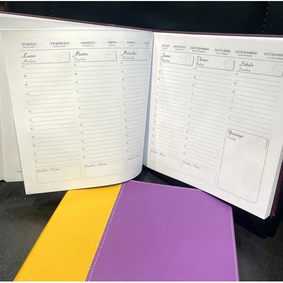 Agenda Semanal Permanente, Cosida, Tapa En Bipiel, 21x21 Cms