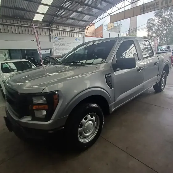 Ford F-150 2023 Xl Doble Cabina 3.3l 4x2