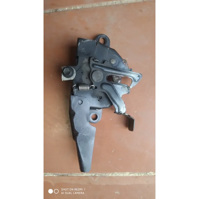 Cerradura Capót Toyota Corolla 2009/2014
