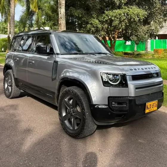 Land Rover Defender 110 2024 404 Pf Híbrida Enchufable 2.0