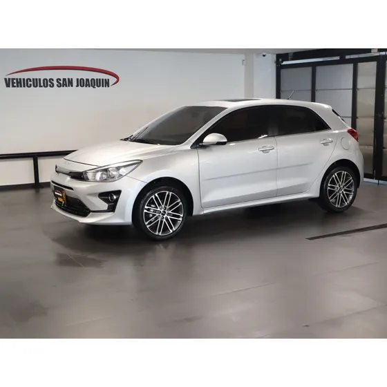 Kia Rio 1.4 Zenith Mecanico