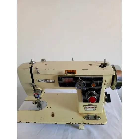 Máquina De Coser Brother Clásico Funcional