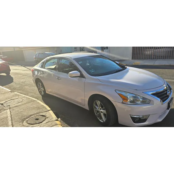 Nissan Altima 2.5 Sense Cvt