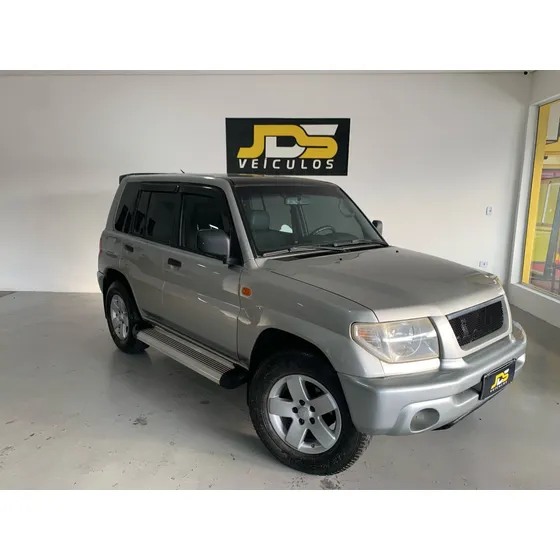 Mitsubishi Pajero Tr4 2.0 4x4 16v 131cv Gasolina 4p Automático