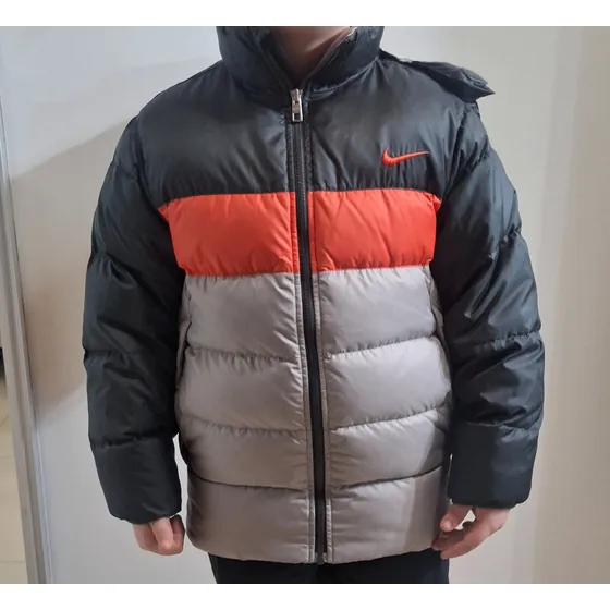 Campera Nike De Plumas Talle S Camperon Con Capucha