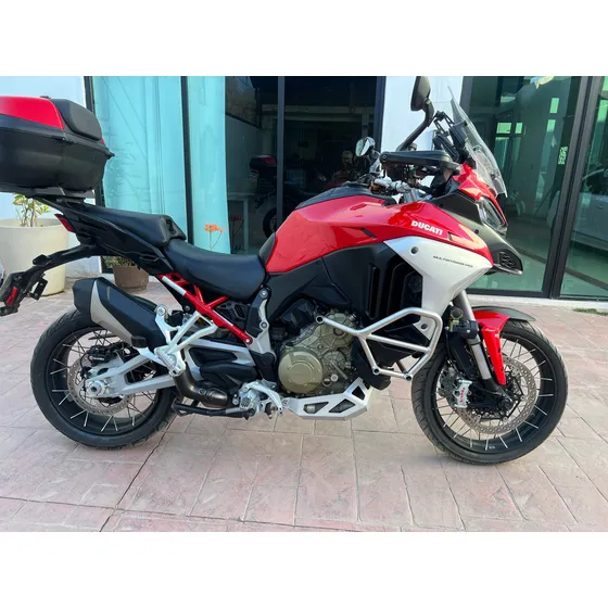 Vendo Mi Ducati Multistrada V4s Con Mucho Equipo Adicional.