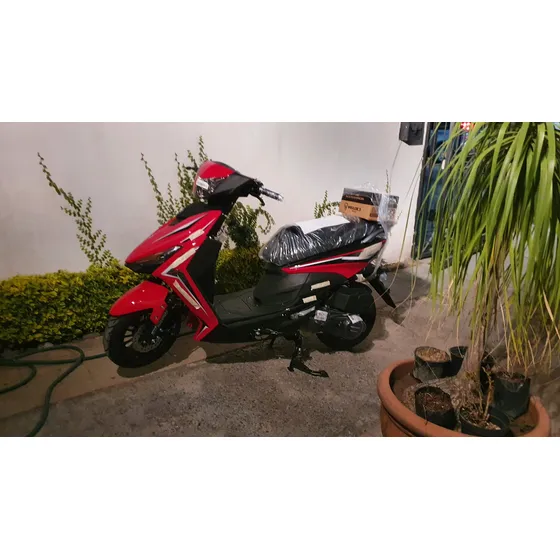 Veloci Hasback 150 Cc 10 Mil Kms, 2022