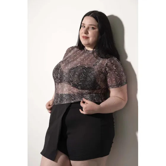 Top De Tul Mangas Cortas Con Cuello Polera - Talles Grandes