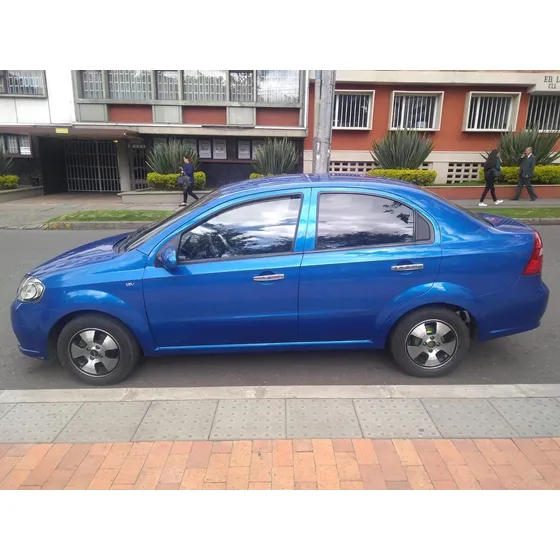 Chevrolet Aveo 1.6 Five