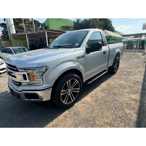 Ford Lobo 5.0l Cabina Regular Xlt V8 4x2 At