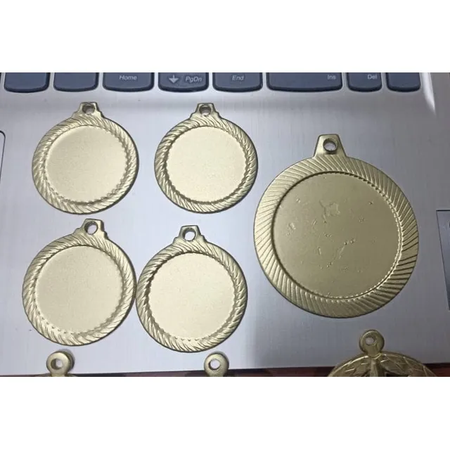 Medallas Diamantadas Para Preescolar Y Sexto Grado