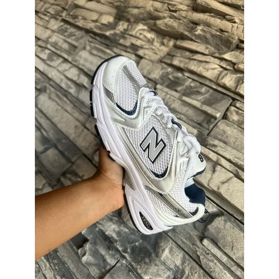 New Balance 530