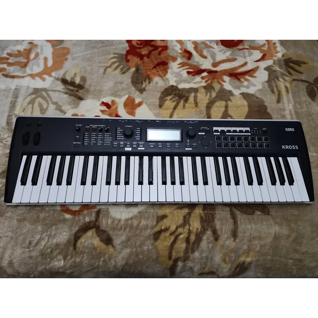 Teclado Korg Kross 2