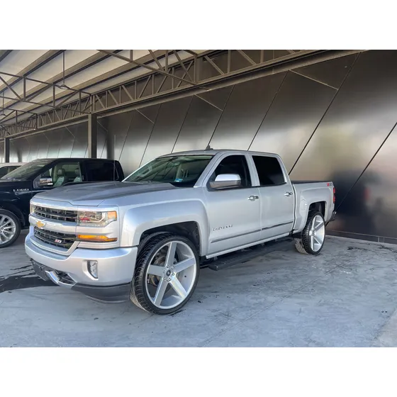 Chevrolet Cheyenne 5.4 2500 Doble Cab Lt Z71 4x4 At