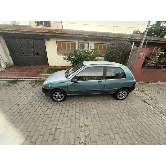 Renault Clio 1.4 Energy