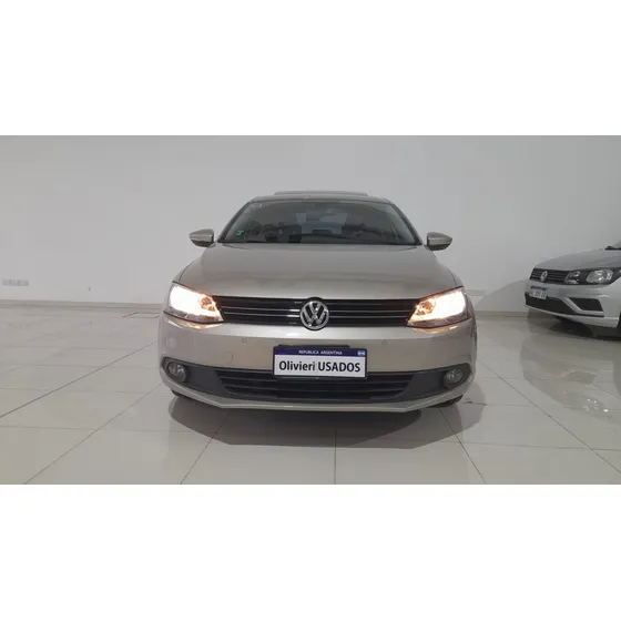 Volkswagen Vento 2.5 170hp Luxury Tiptronic L11