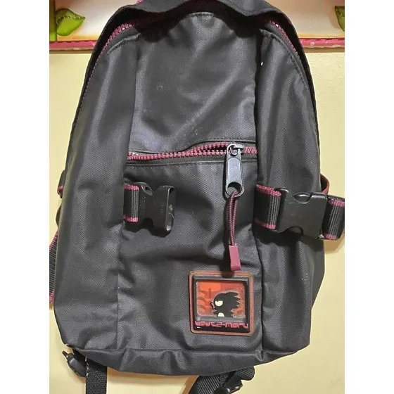 Morral Mediano Badtz Maru Original. Usado