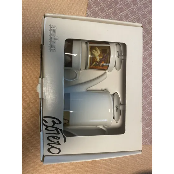 Juego De Tazas Artista Botero