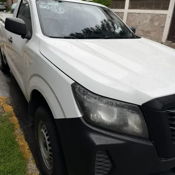 Nissan Np300 2022 2.5 Pick-up Dh Aa Pack Seg Mt