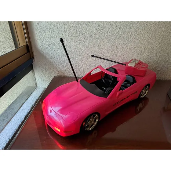 Carro De La Barbie Modelo Corvette, Con Control Remoto