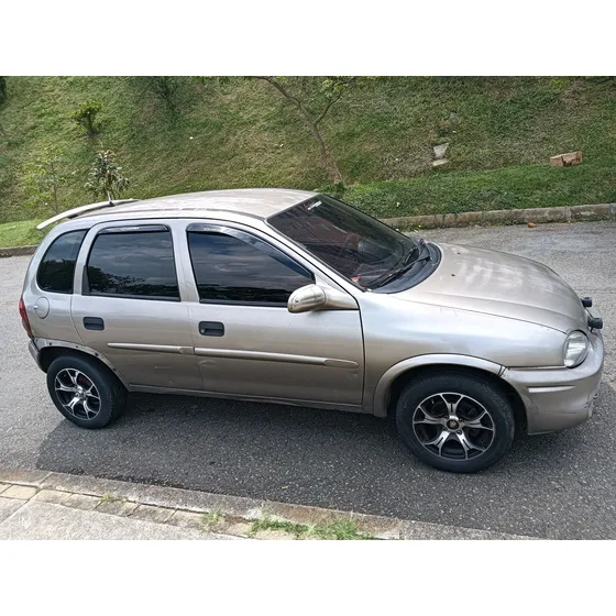 Chevrolet Corsa 1.4 L