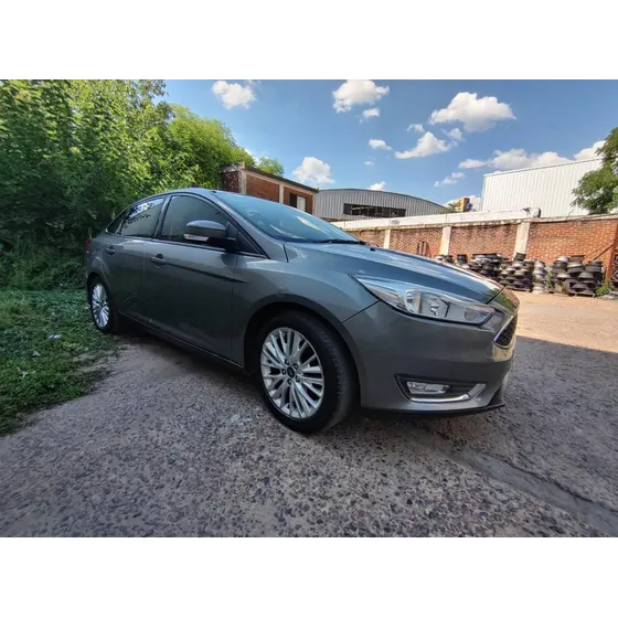 Ford Focus Iii 2.0 Sedan Se Plus Mt