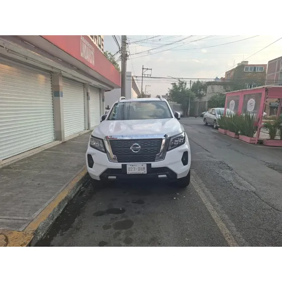 Nissan Frontier Le Platinum Ta