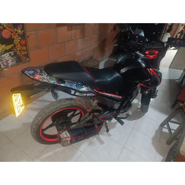 Moto Buen Estado Tecnomecanica Y Soat Reciente
