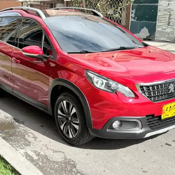 Peugeot 2008 2020 1.2 Allure At