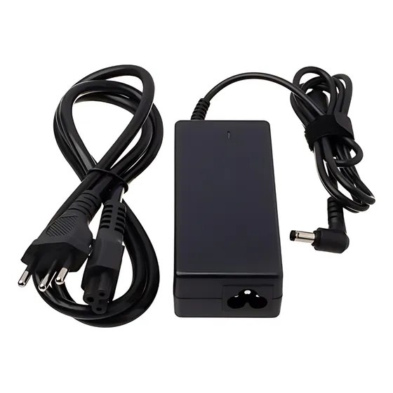 Fonte Carregador Para Cce Iron 745b Séries 19v 3.42a