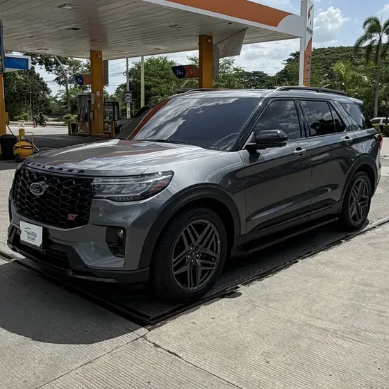 Ford Explorer 2025 St