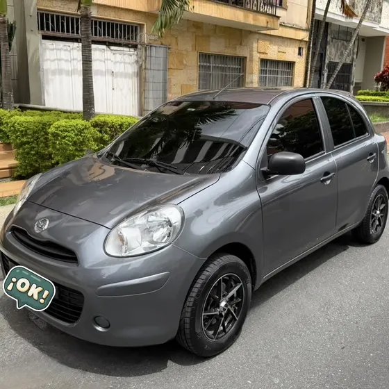 Nissan March 2020 Full Equipo