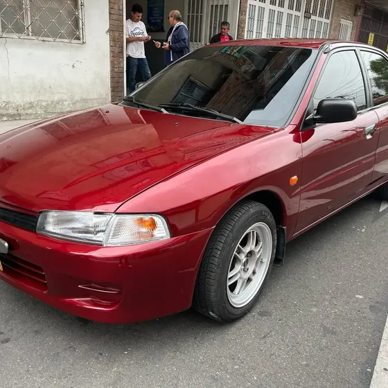 Mitsubishi Lancer 1997 1.5 Glx 5 P