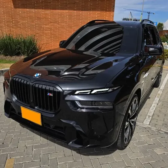 BMW X7 2023 M60i