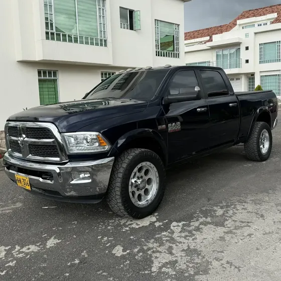 Dodge Ram 2013 5.7 2500 Crew Cab Laramie