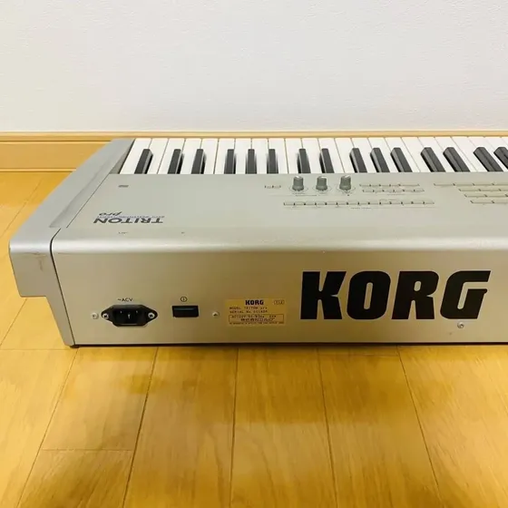 Korg Triton Pro 76 Key Workstation | MercadoLibre