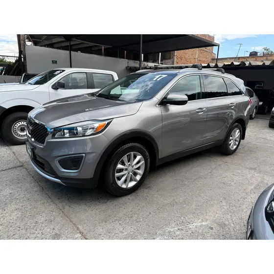Kia Sorento 2.4 Lx At